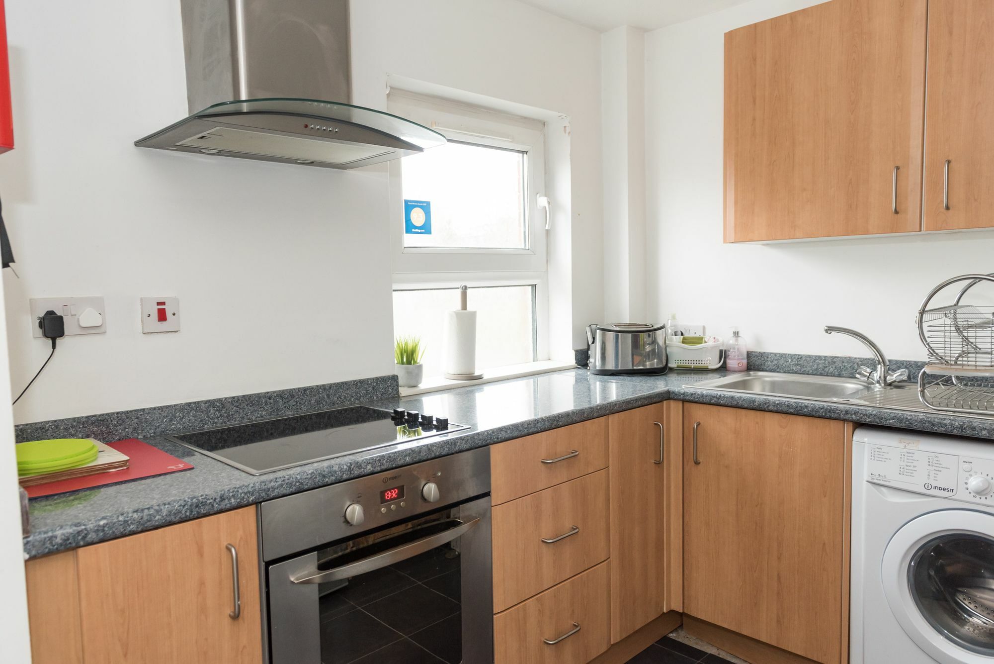 Very Central Location- Free Parking - 2 Bedrooms Belfast Exteriör bild